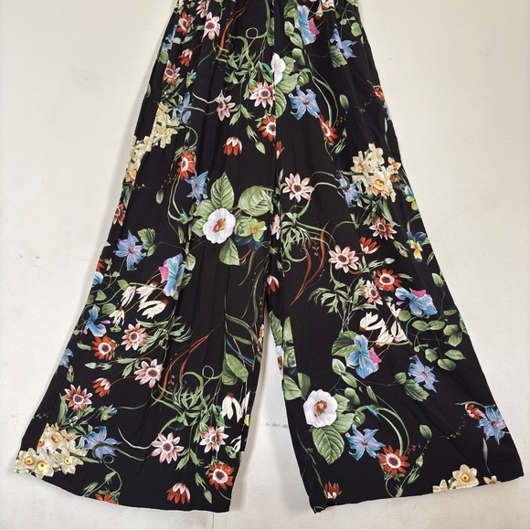 Coco + Carmen Black Floral Jumpsuit - Picture 4 of 15